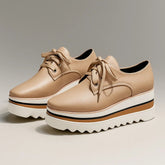 Chic Platform Sneakers for Women with Lace Up Low Top Flatform Sole Style