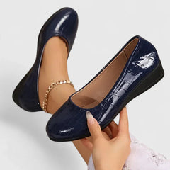 Comfortable Ballet Flats for Women with Round Toe Croc Leather Slip On Orthopedic Style