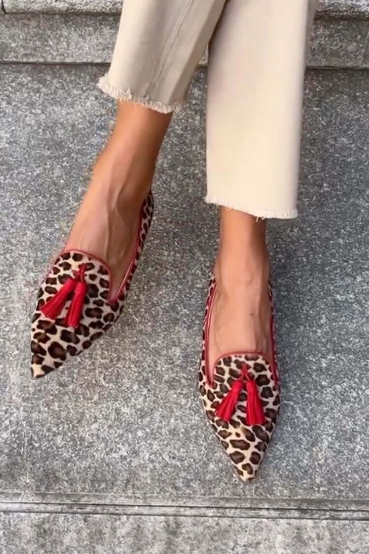 Stylish Leopard Print Flats for Women with Tassel Detail Pointed Toe Style