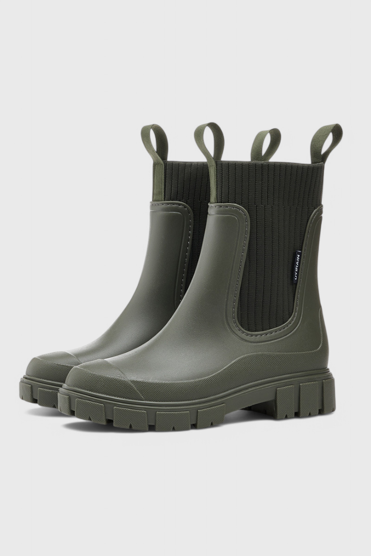 Stylish Ribbed Knit Waterproof Boots for Women with Chelsea Pull Tab Lug Sole Rain Style