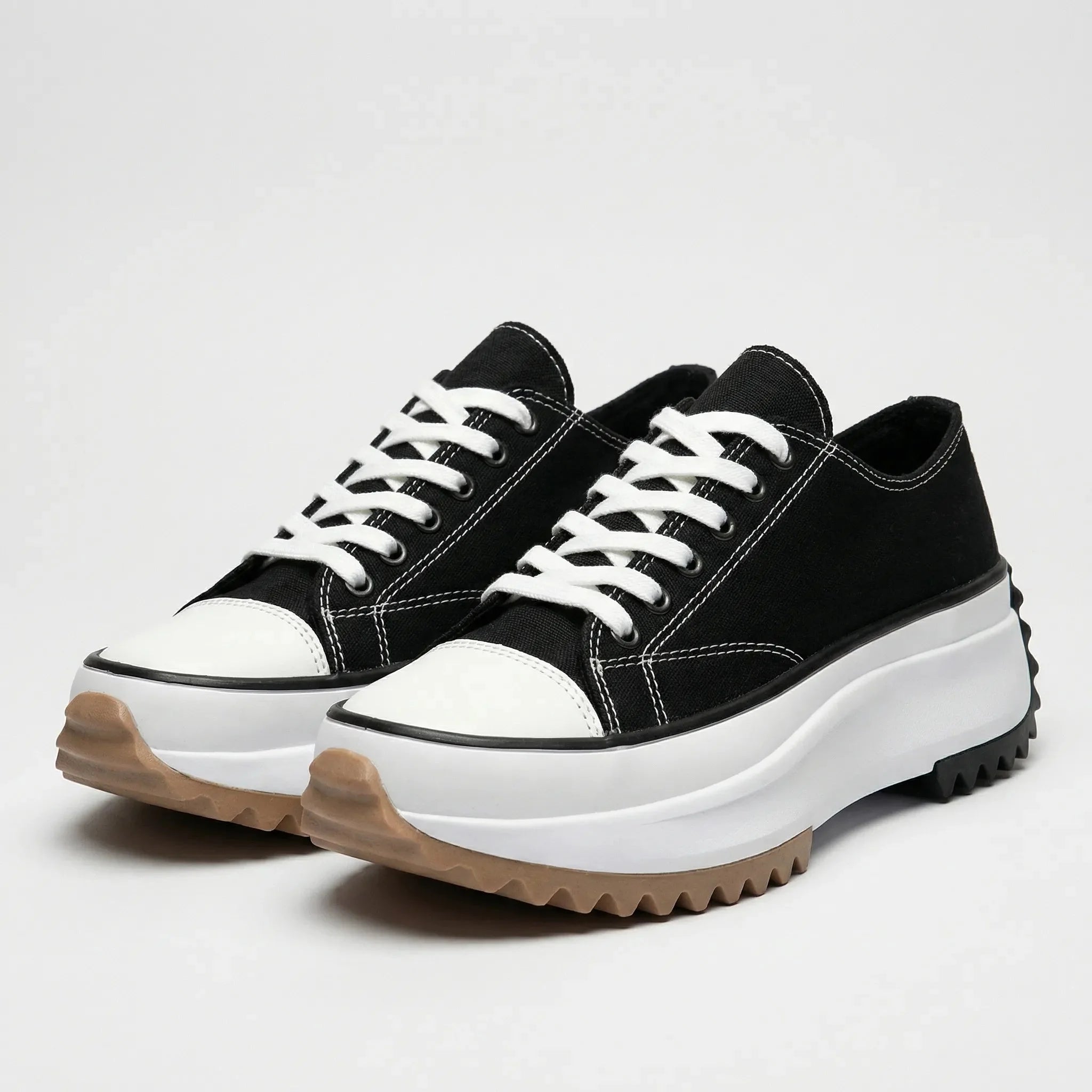 Stylish Platform Sneakers for Women with Round Toe Lace Up Canvas Cap Toe Flatform Style