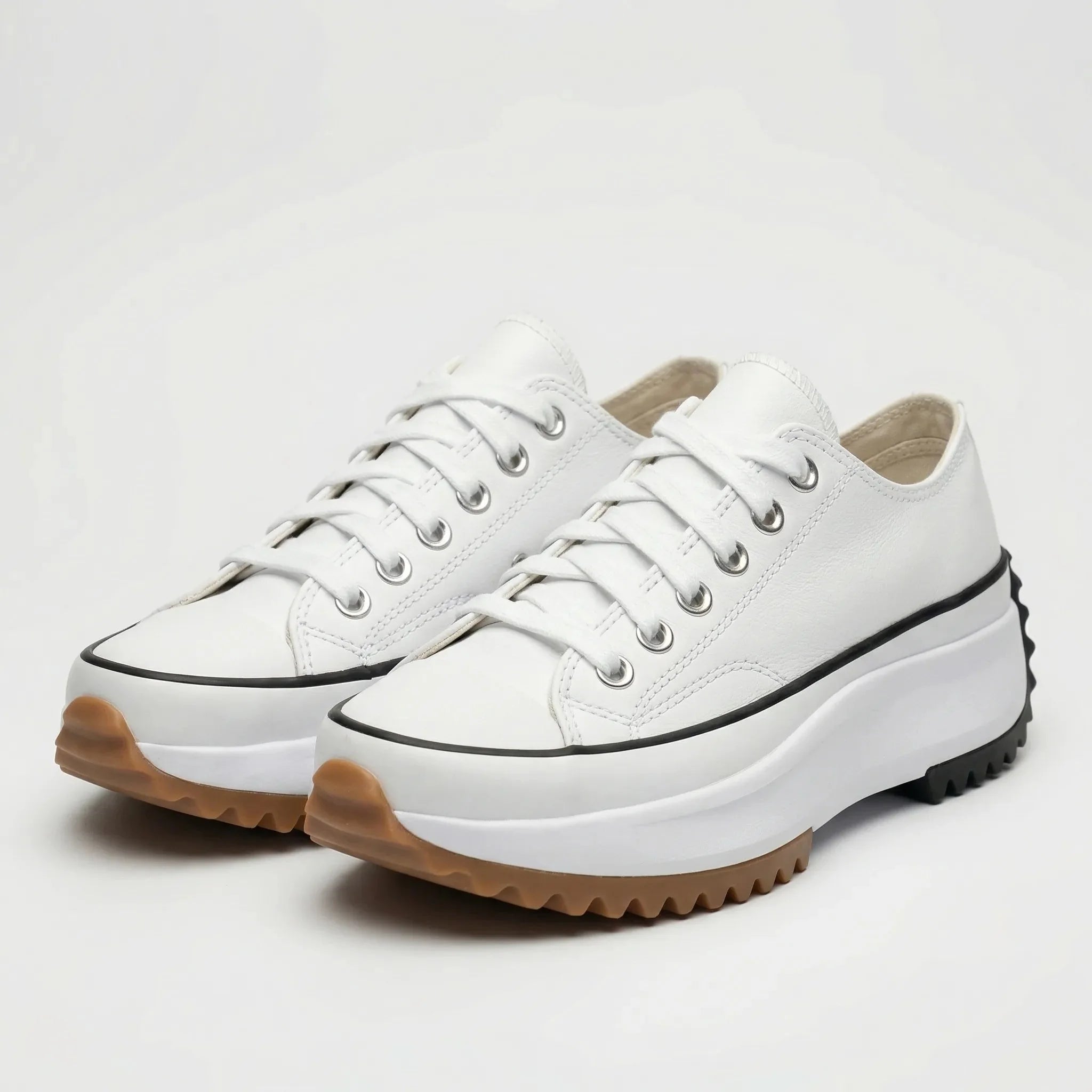 Stylish Platform Sneakers for Women with Round Toe Lace Up Canvas Cap Toe Flatform Style