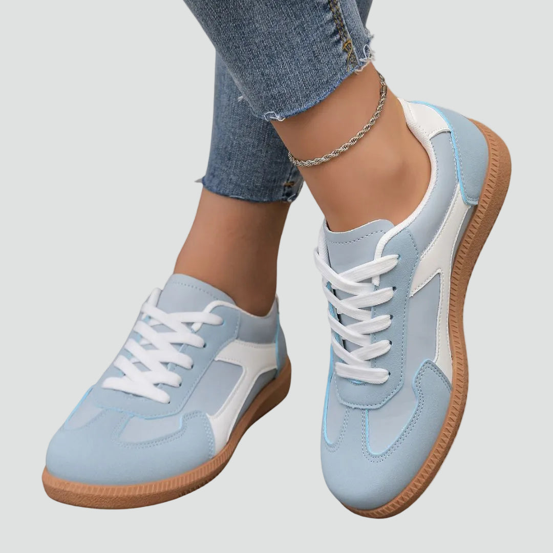 Comfortable Sneakers for Women with Lace Up Low Top Retro Colorblock Gum Sole Style