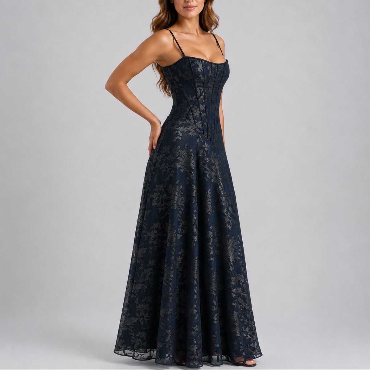 Elegant Lace Autumn Wedding Guest Dress for Women with Sweetheart Neck Corset Spaghetti Strap Maxi Formal Style
