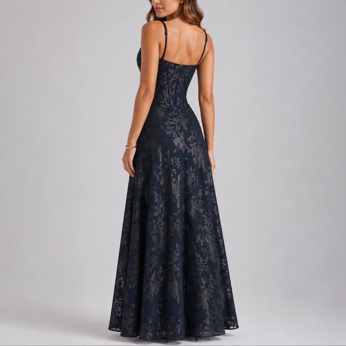 Elegant Lace Autumn Wedding Guest Dress for Women with Sweetheart Neck Corset Spaghetti Strap Maxi Formal Style