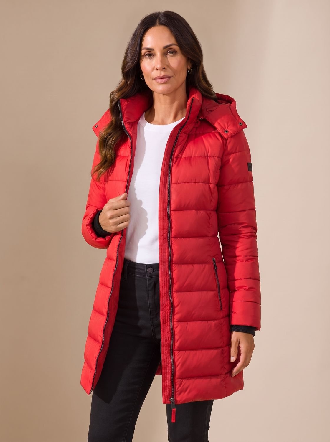 Cozy Quilted Puffer Coat for Women with Hooded Collar Long Sleeve Insulated Zip Winter Style