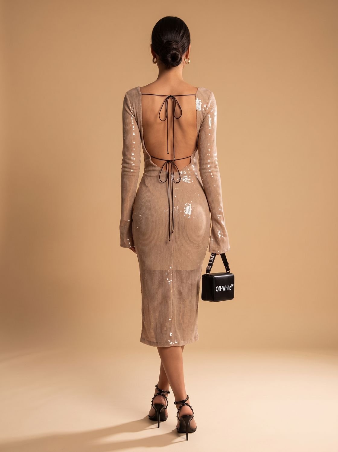 Elegant Champagne Sequin Cocktail Midi Dress for Women with Long Sleeve V-Neck Bodycon Holiday Party Style