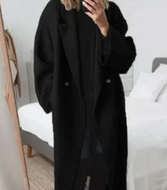 Refined Oversized Long Wool Coat for Women with Notched Lapel Double Breasted Relaxed Fit Tailored Winter Style