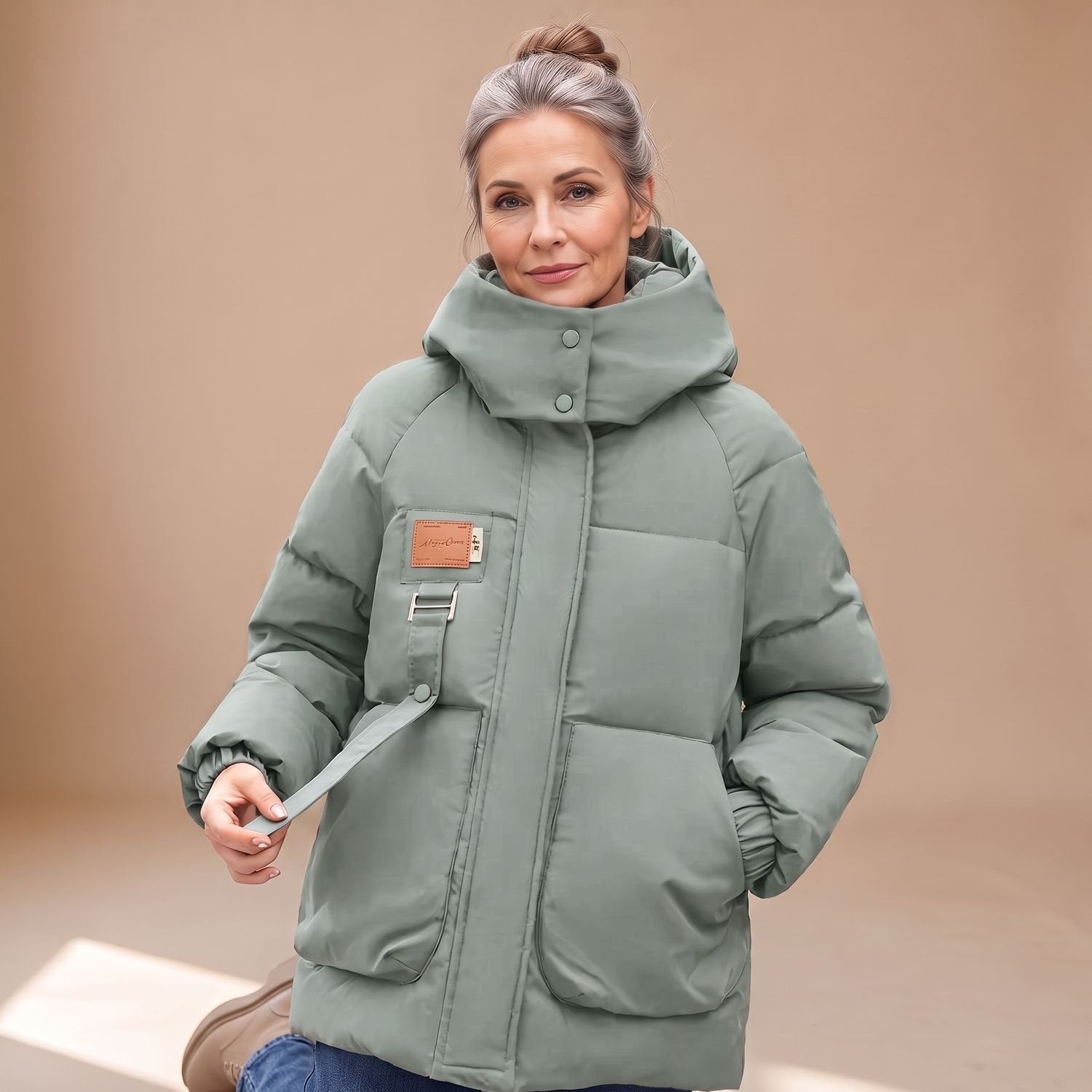 Cozy Black Puffer Jacket for Women with Hooded Collar Zip Up Quilted Oversized Winter Style